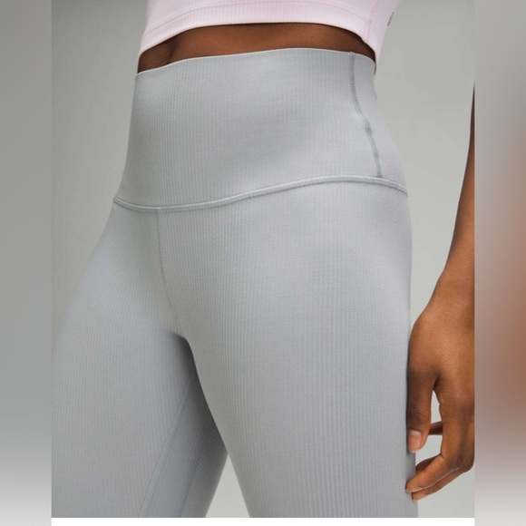 Lululemon Align Ribbed High-Rise Pant 28"
Rhino Grey size 12 - Picture 5 of 10